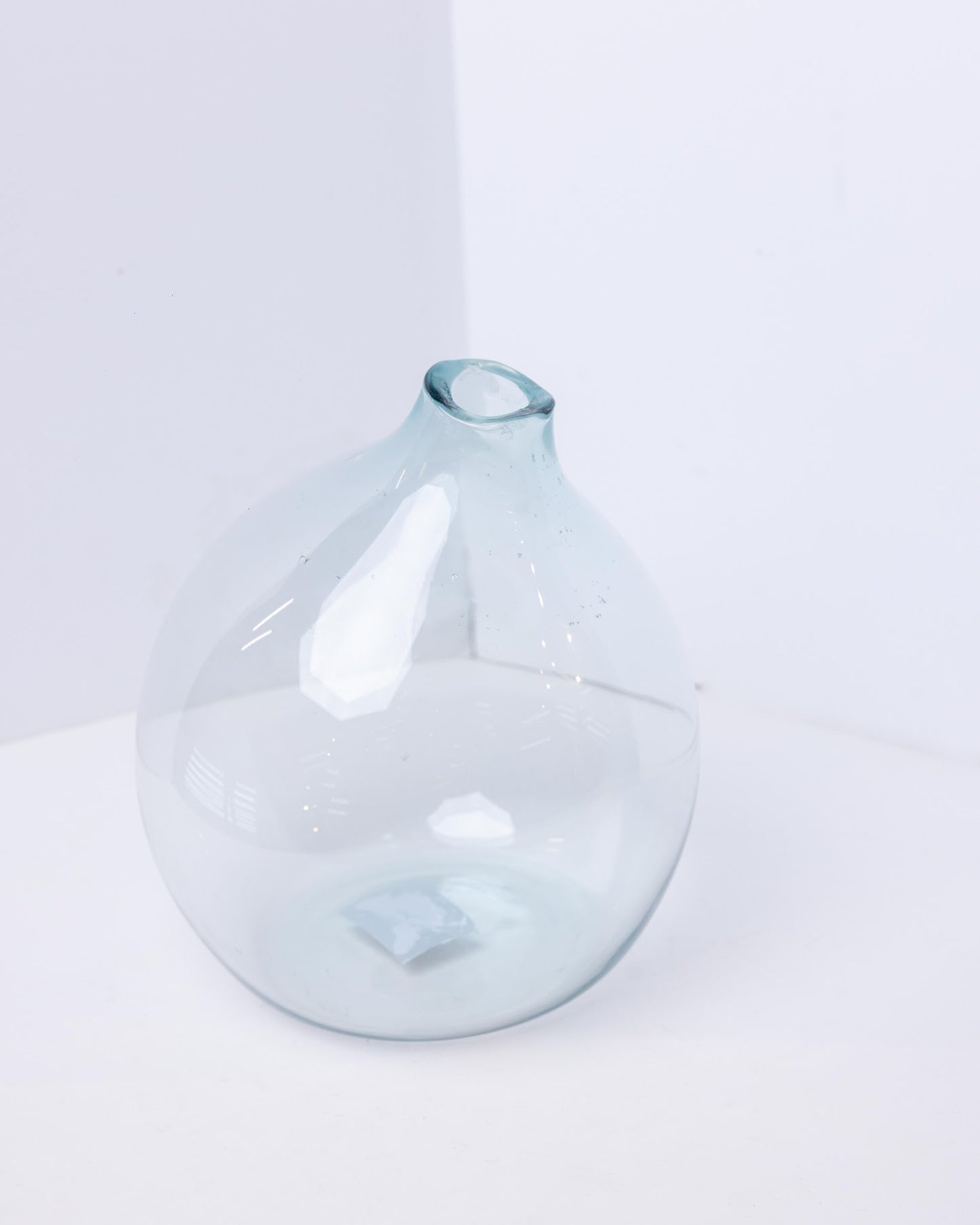 Cannon Bubble Ball Vase